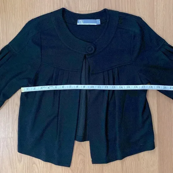 ❤️ Nu Collective Black Crop Swing Jacket Size M NWOT