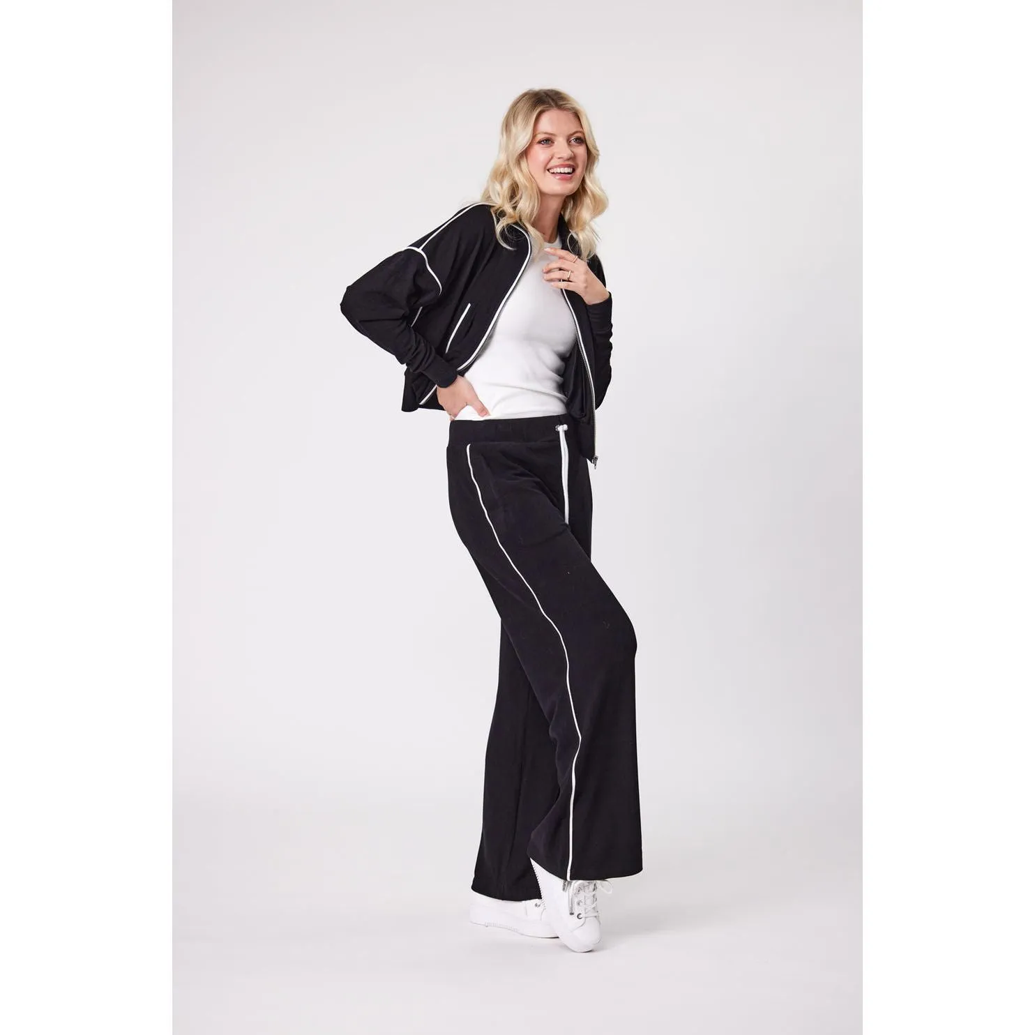 Adda Jacket black