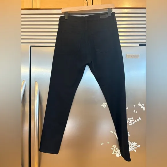 AG “Farrah” High Rise Ankle Skinny in Black size 29
