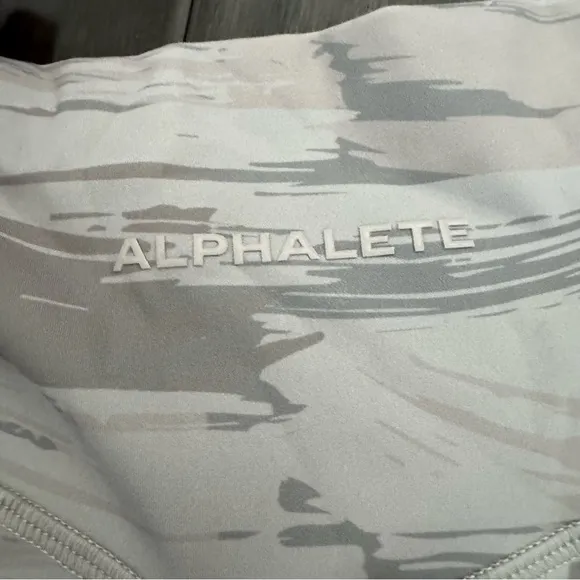 ALPHALETE SURFACE POWER SHORTS Desert Canvas Camo Size Medium