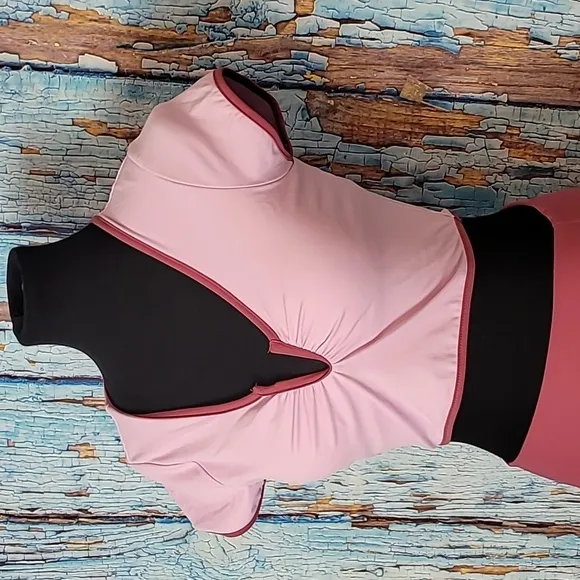 athleisure matching pleated skort and cropped top