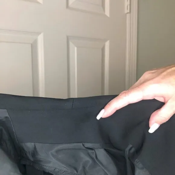 Bebe Black Short Sleeve Cropped Jacket Size 00