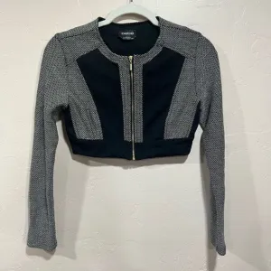 BEBE cropped tweed jacket