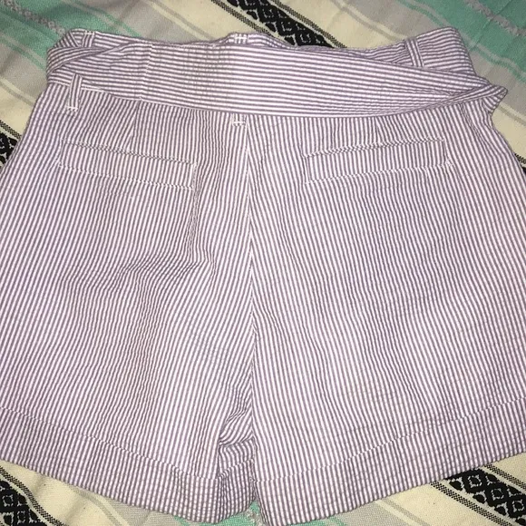 BRAND NWT WOMENS LAUREN JAMES SEERSUCKER SHORTS