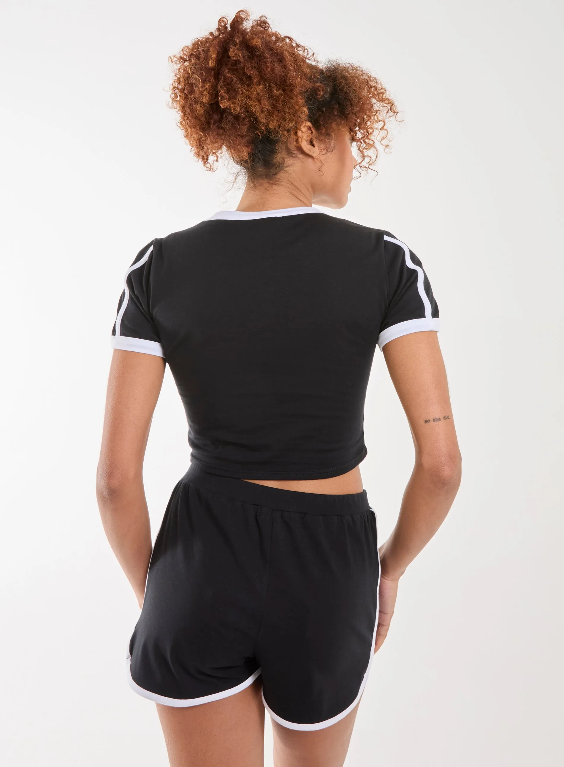 Contrast Piping Cropped T-Shirt