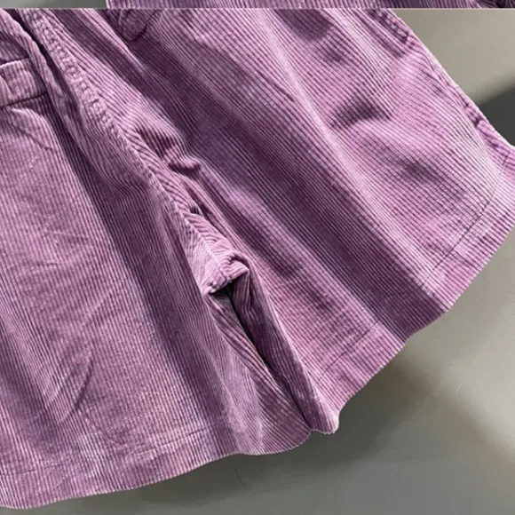 Corduroy casual shorts for ladies