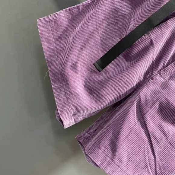 Corduroy casual shorts for ladies