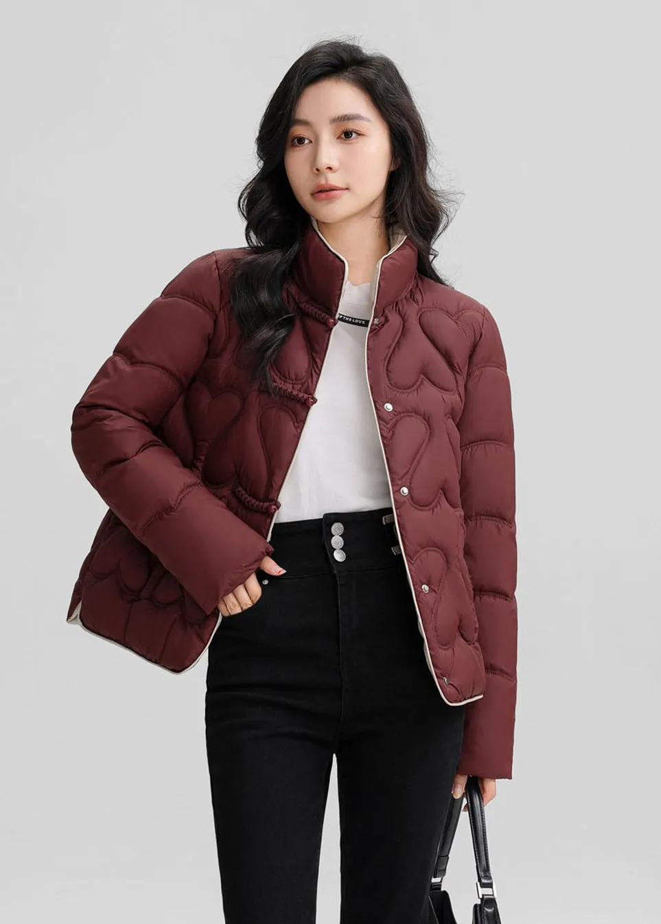 Cozy and Waterproof Cropped Puffer Jacket with Quilt Design