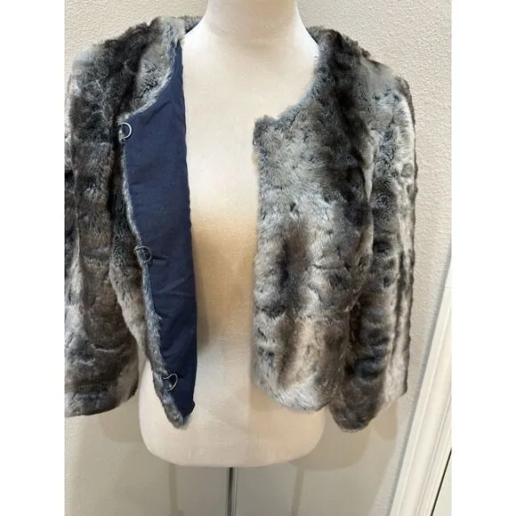 Free People Faux Fur Cropped Coat Sm‎ 3/4 Sleeve Luxury Edgy Feminine Party Chic