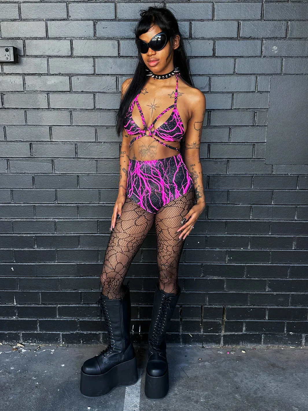 HOT SHORTS - PINK VOLTAGE