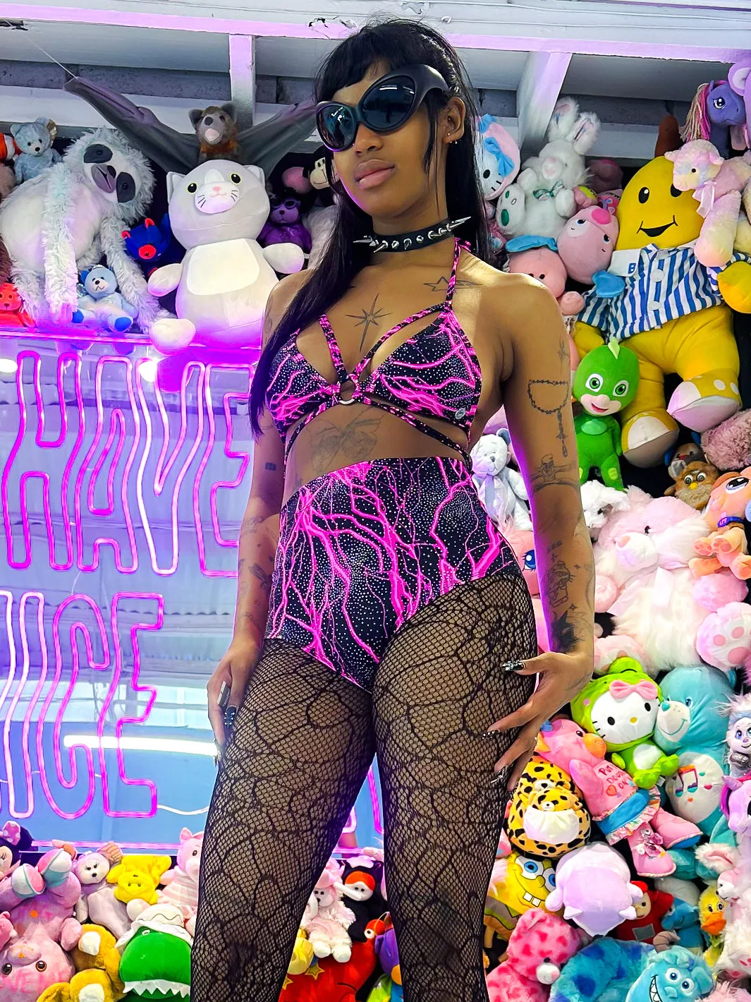 HOT SHORTS - PINK VOLTAGE