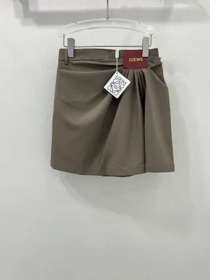 LE 25 new irregular short skirt
