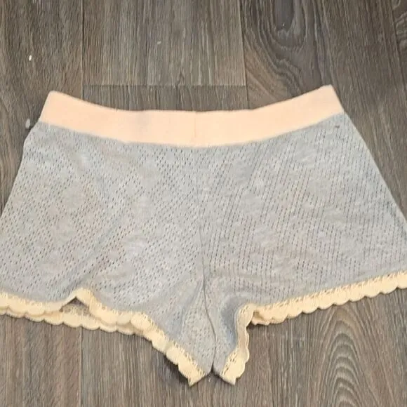 Lemon Bella Cashmere Scalloped Edge Lounge Shorts