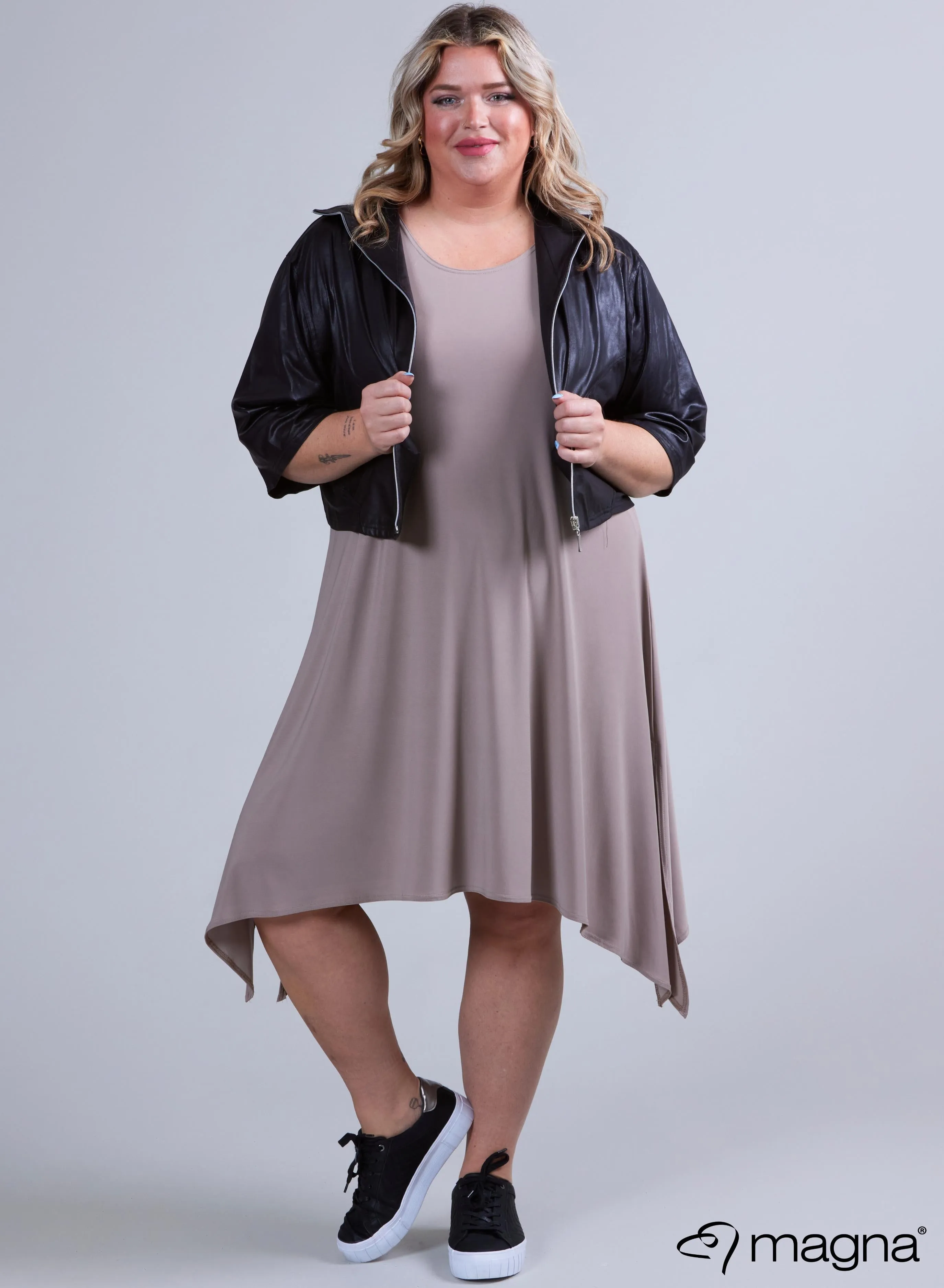 Magna Baggy Cropped Leather Look Jacket Black