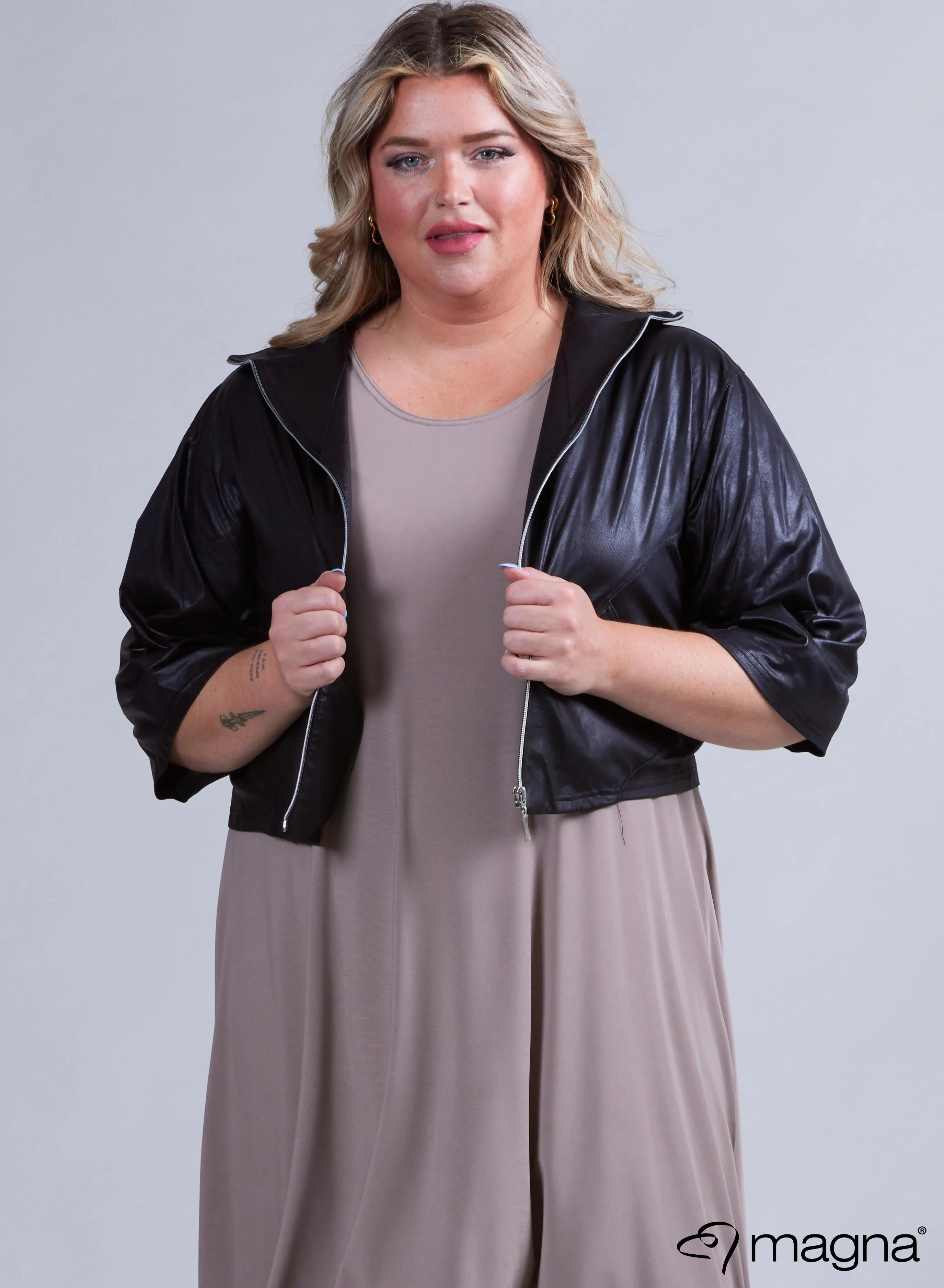 Magna Baggy Cropped Leather Look Jacket Black