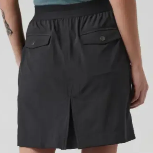New Athleta Vienna Cargo Skort Size 2