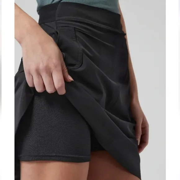 New Athleta Vienna Cargo Skort Size 2