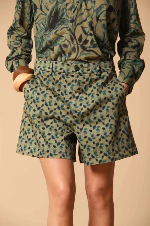 New York Cozy women's chino bermuda shorts in stretch cotton satin with leaf print relaxed fit 