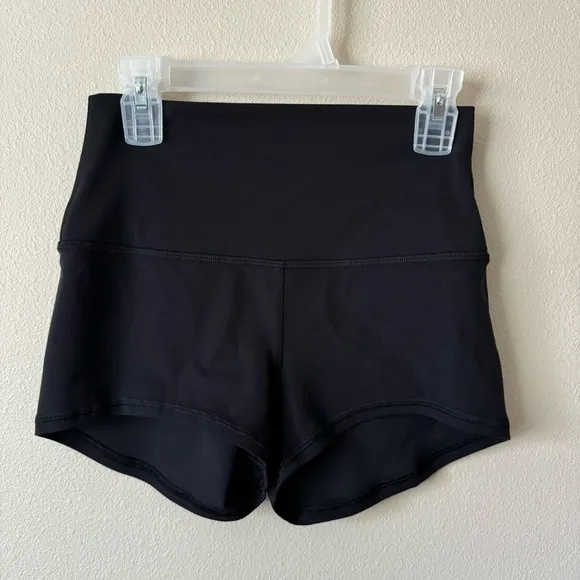 NWOT Lululemon Align™ High-Rise Short 2&quot; in Black, Size 6