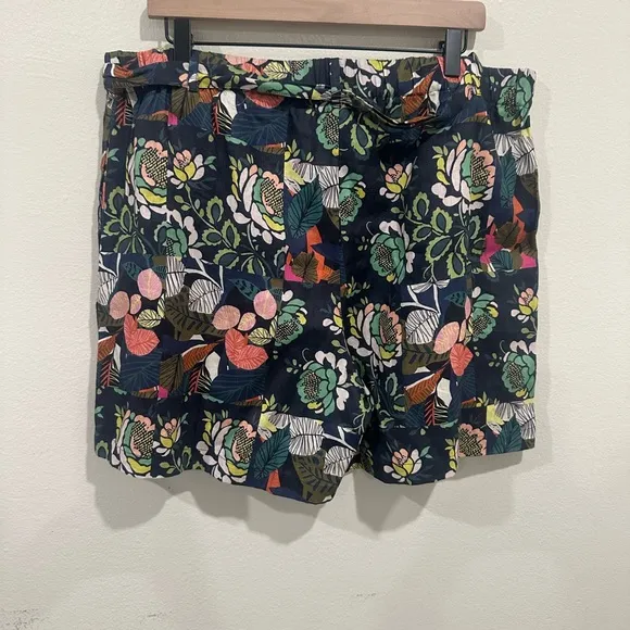 NWT Johnny Was Shorts Women's 100% Linen Patricia Easy Boho Floral Belted SZ XL