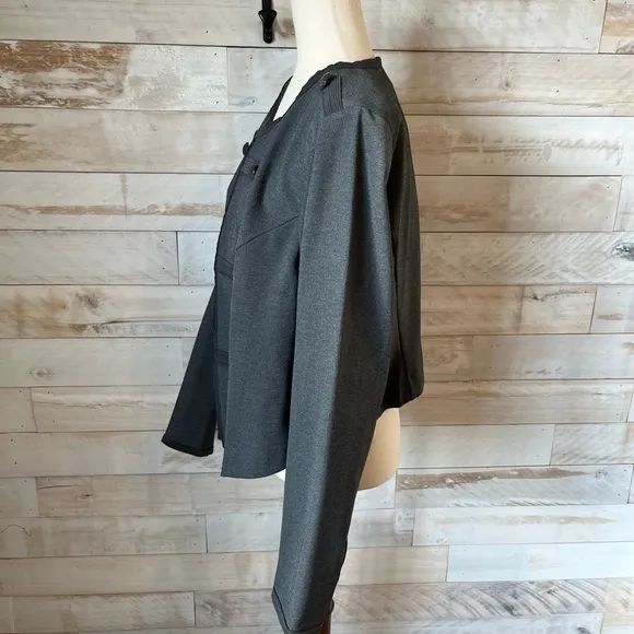 NWT Torrid size 2X cropped grey military jacket