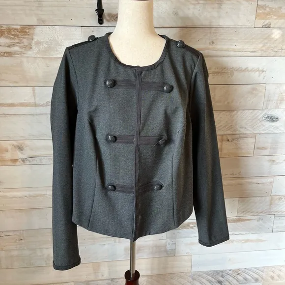 NWT Torrid size 2X cropped grey military jacket