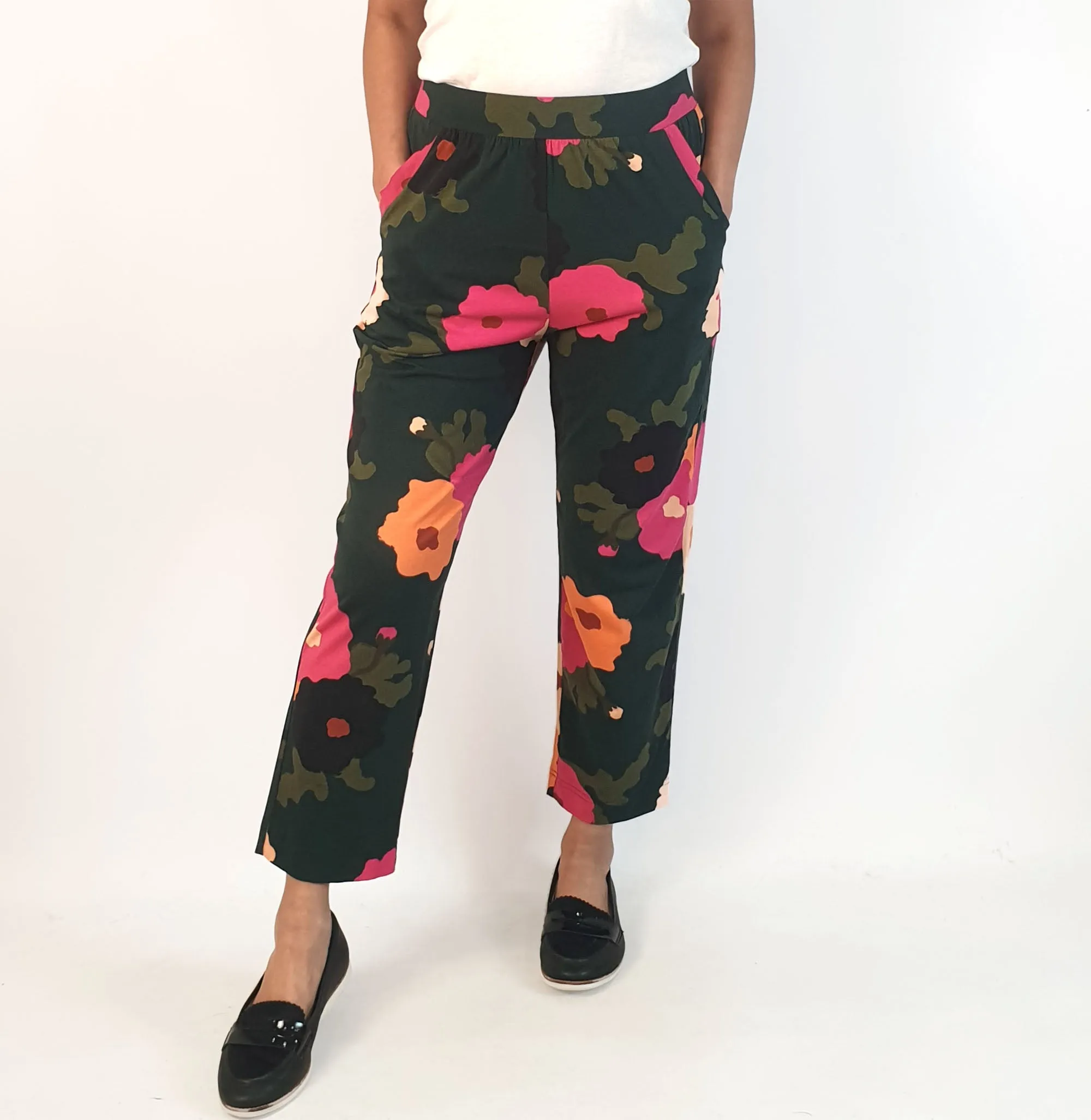 Obus green-based floral comfy pants size 2, best fits 10