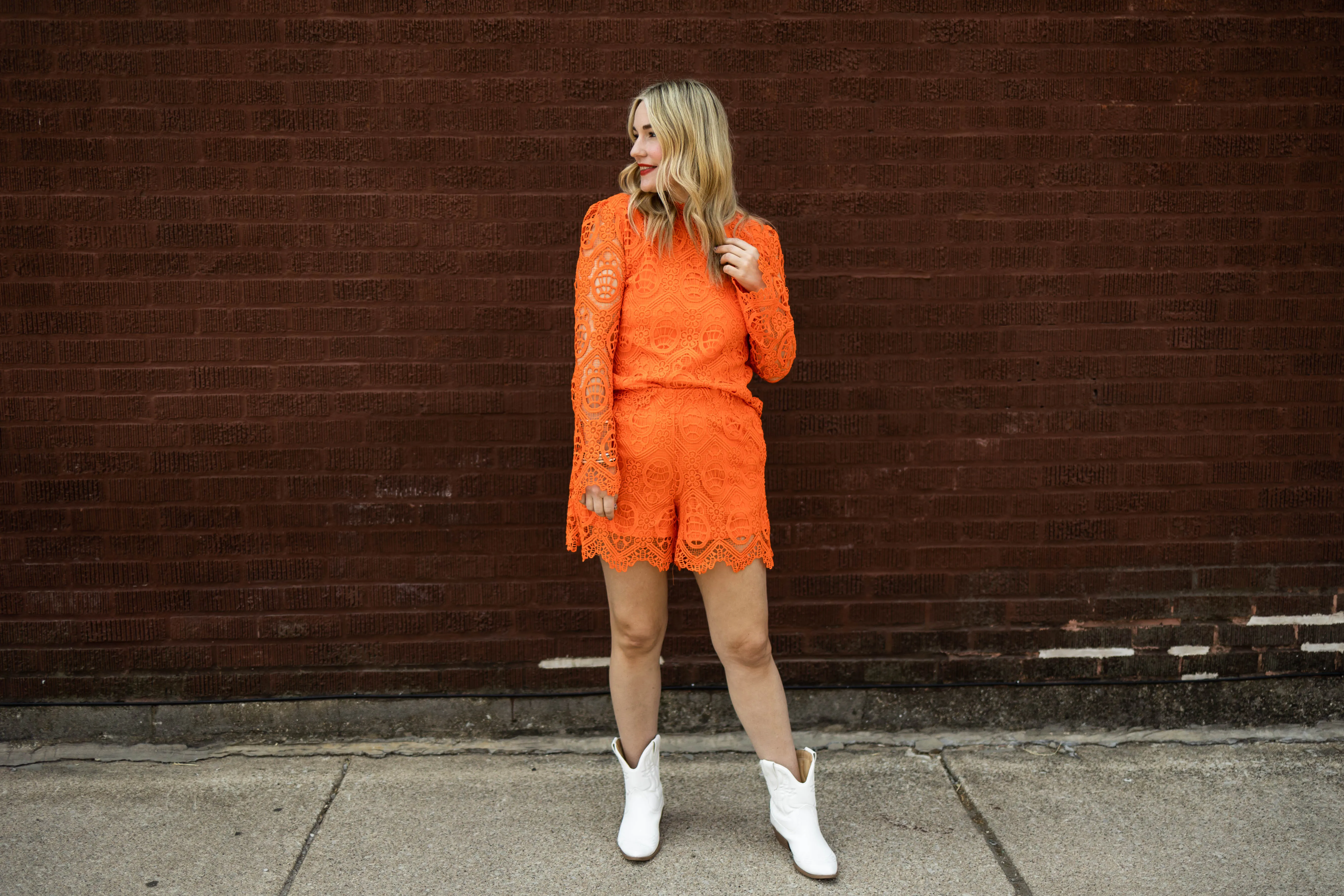 oriane lace shorts in orange
