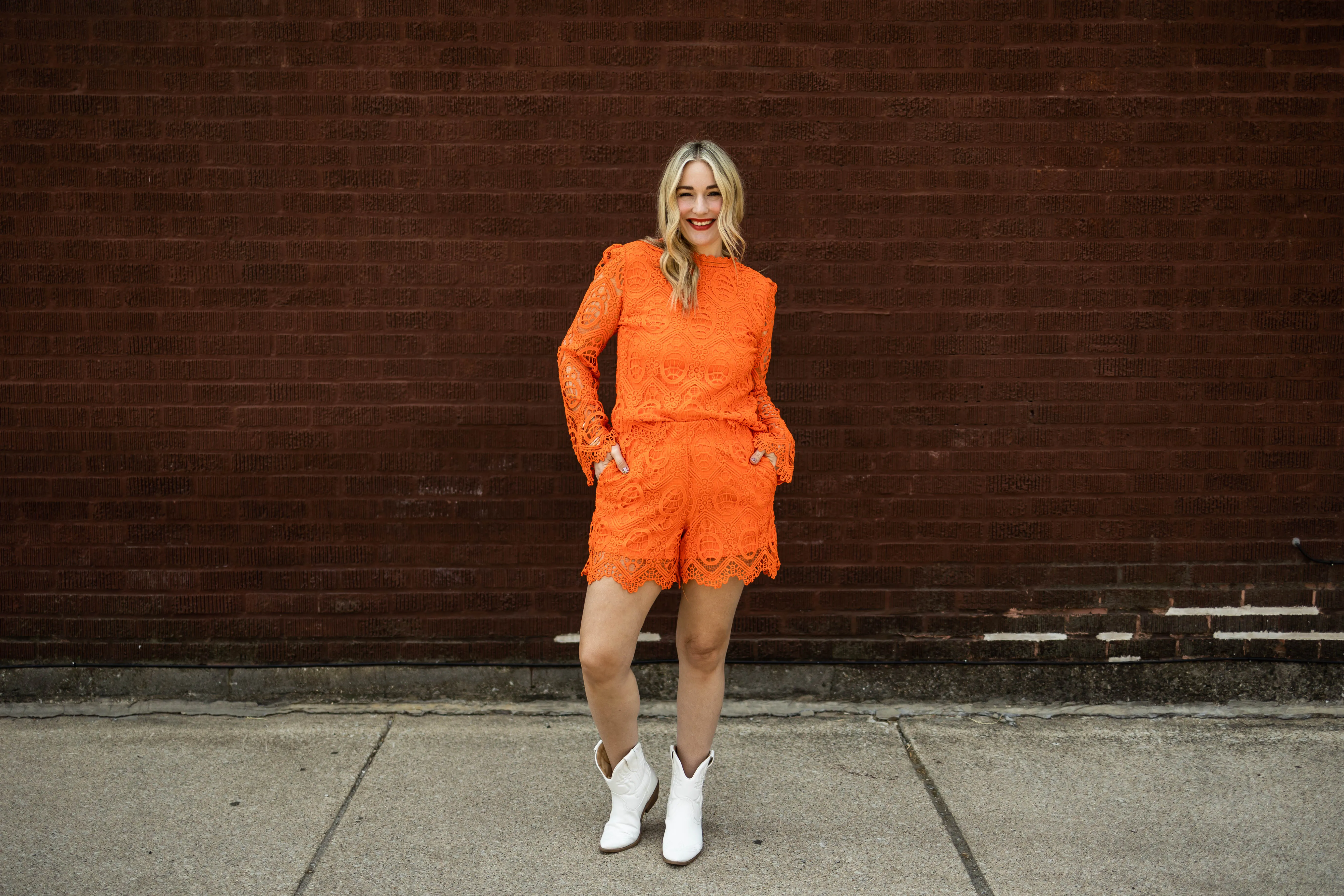 oriane lace shorts in orange