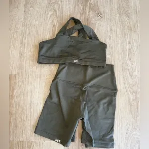 Setactive “sage” shorts workout set