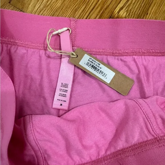 SKIMS SIZE MEDIUM 2022 Bubblegum pink sleep boxers boxer shorts NWT AP-SHO-1159