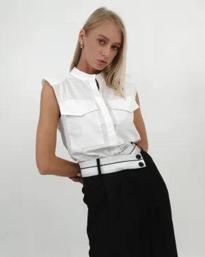 SLEEVELESS SHIRT