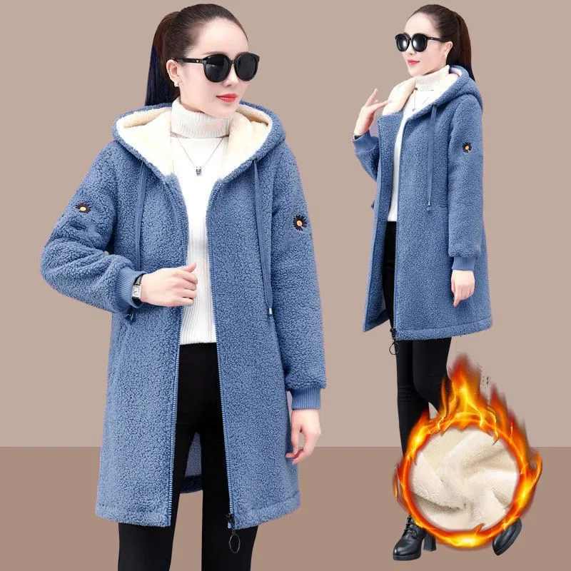 Snug Sophie - Oversized Thick Hoodie for Women.