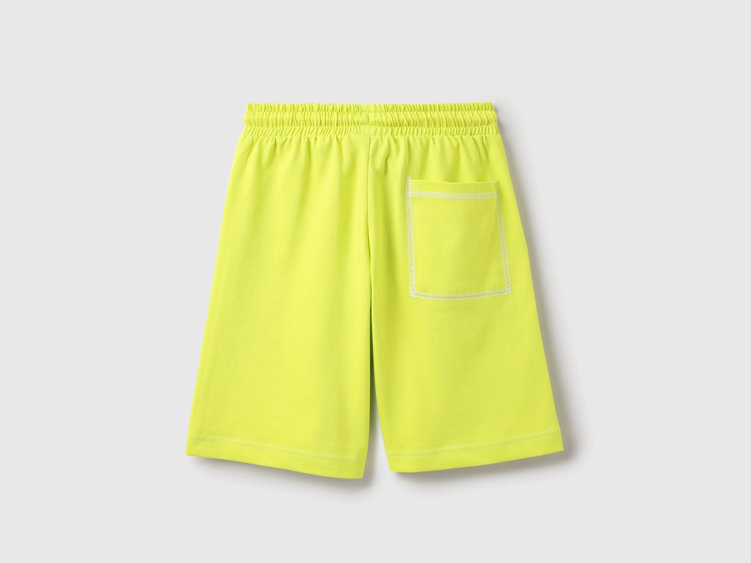 Solid Regular Fit Regular Shorts