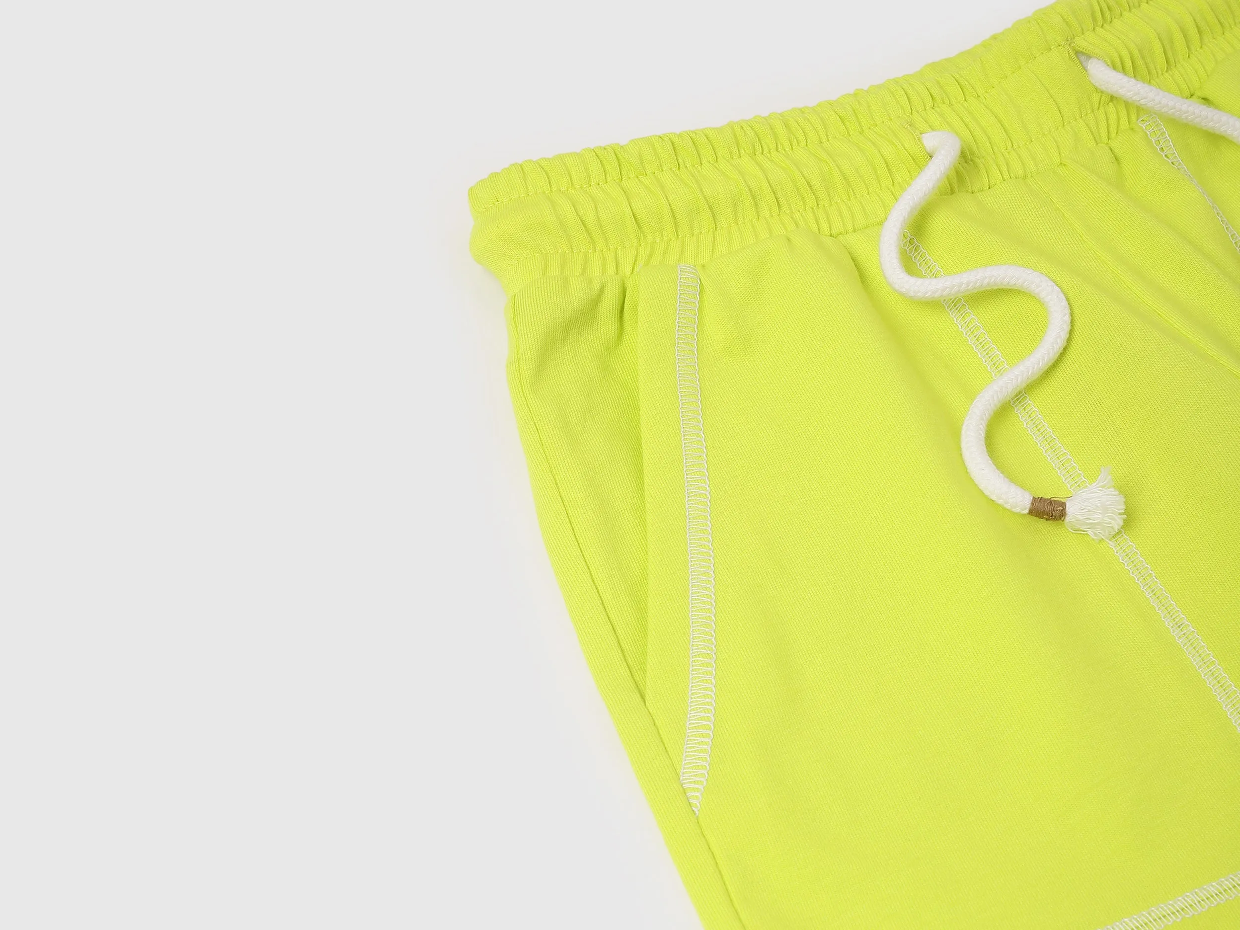 Solid Regular Fit Regular Shorts