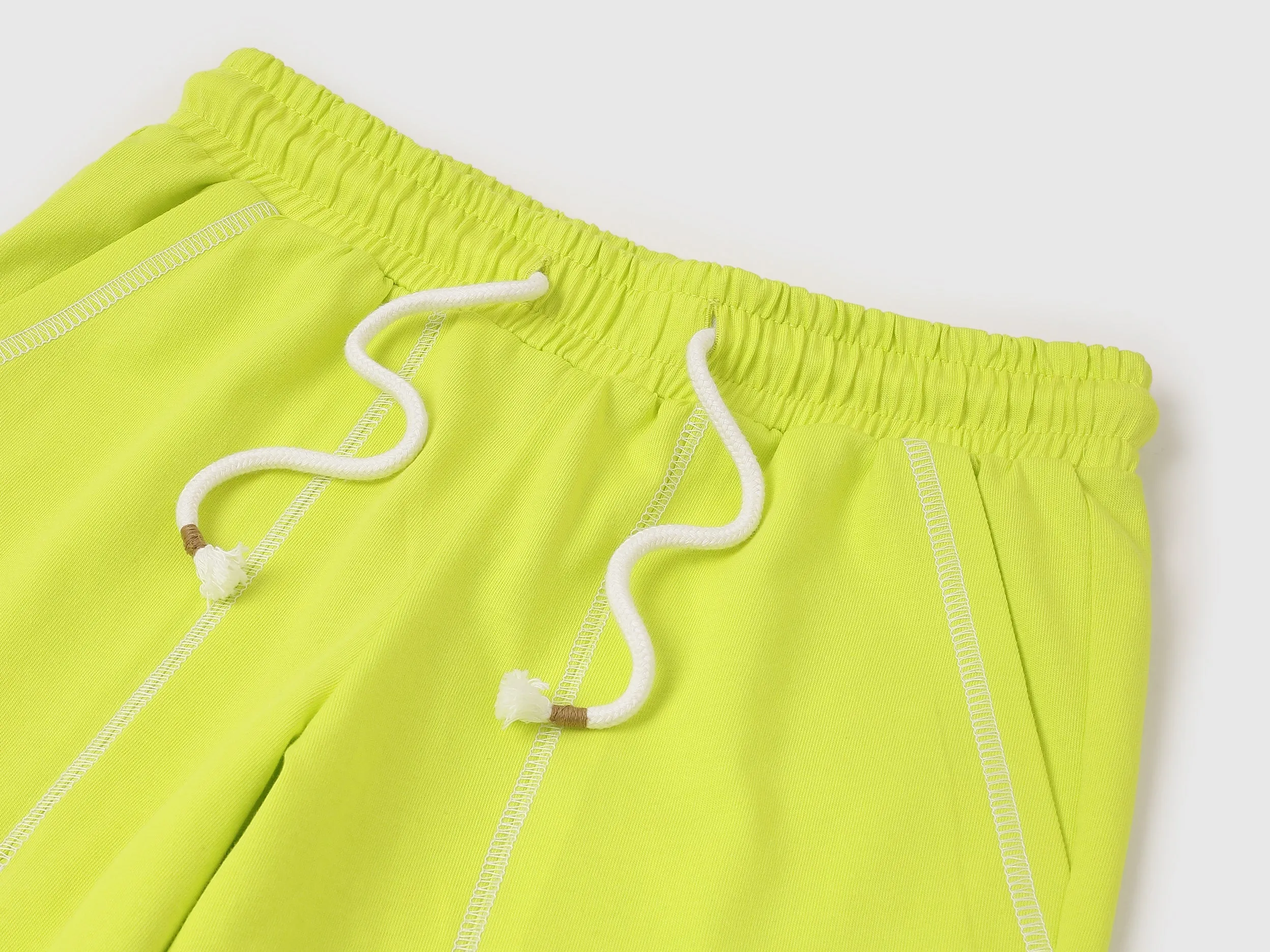 Solid Regular Fit Regular Shorts