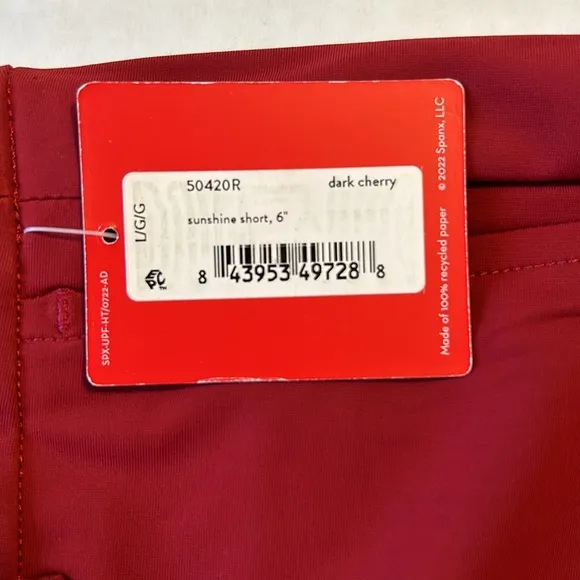 Spanx Large Shorts Sunshine Short 6” in Dark Cherry UPF 50  back pockets NWT