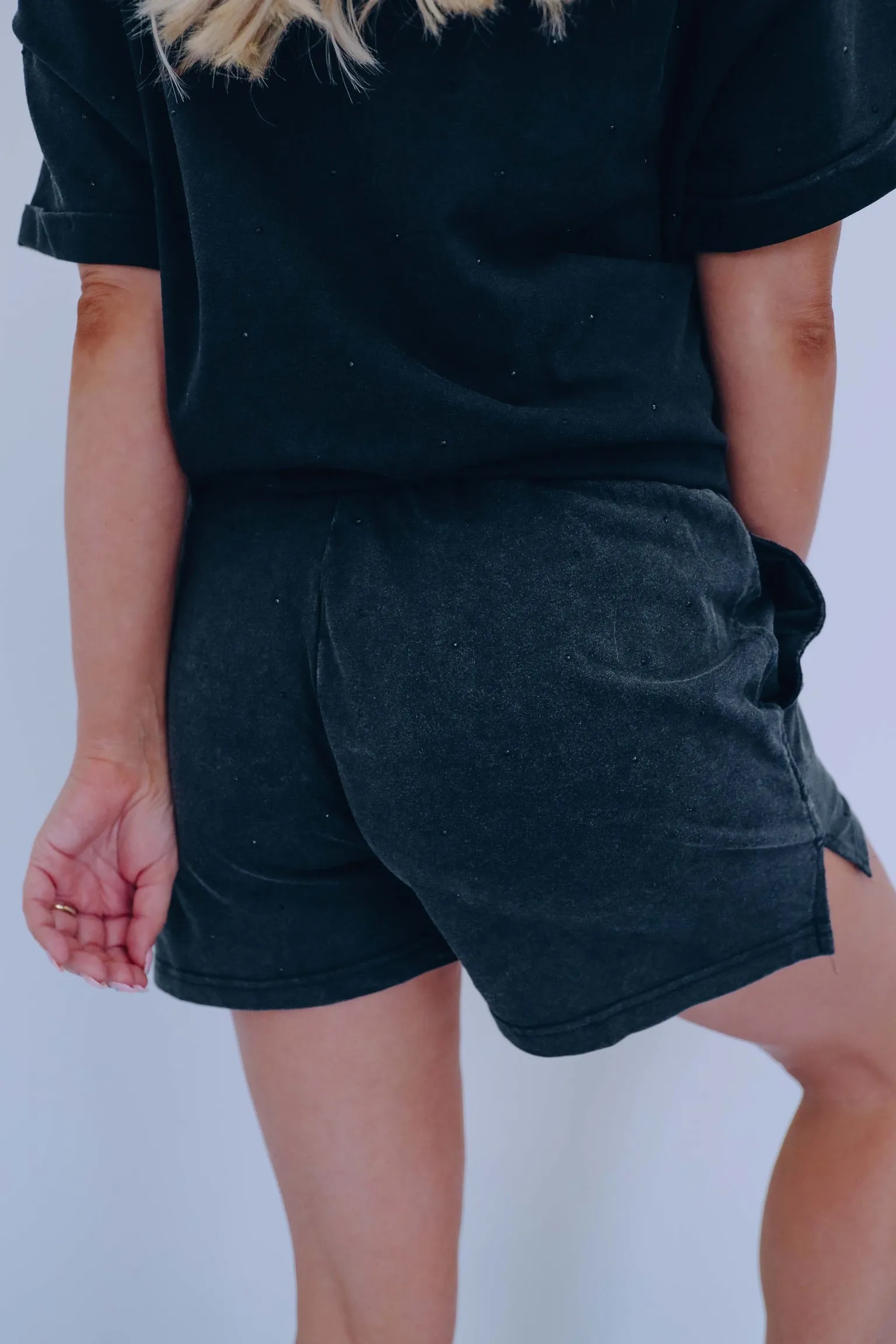 Sparkle On Pocketed Shorts- Black