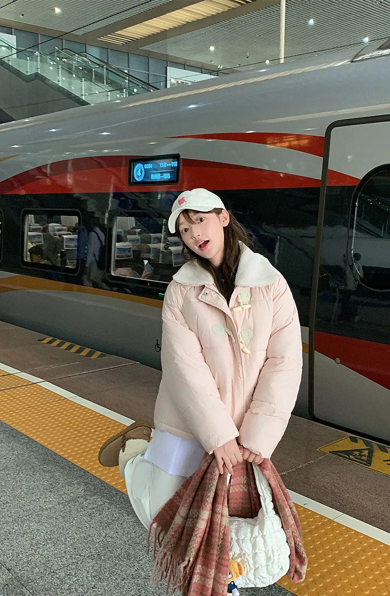 Stylish Relaxed-Fit Women's Puffer Jacket for Windy Weather