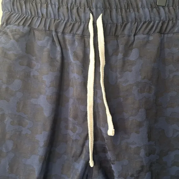 Tribe Kelley Camo Shorts‎ Sz M NWOT