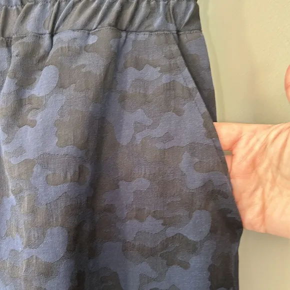 Tribe Kelley Camo Shorts‎ Sz M NWOT