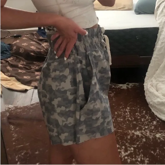 Tribe Kelley Camo Shorts‎ Sz M NWOT
