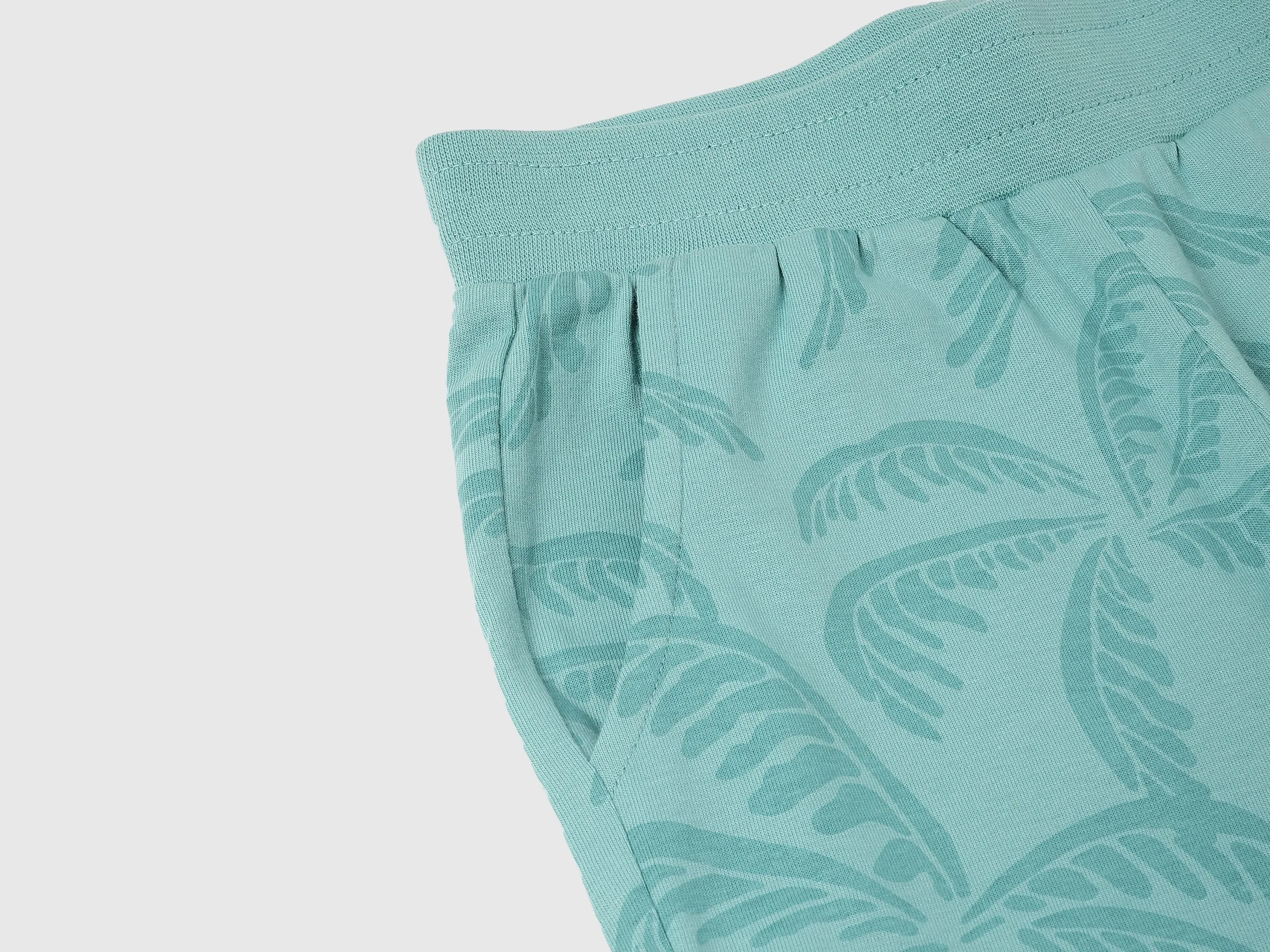 Tropical Regular Fit Regular Shorts