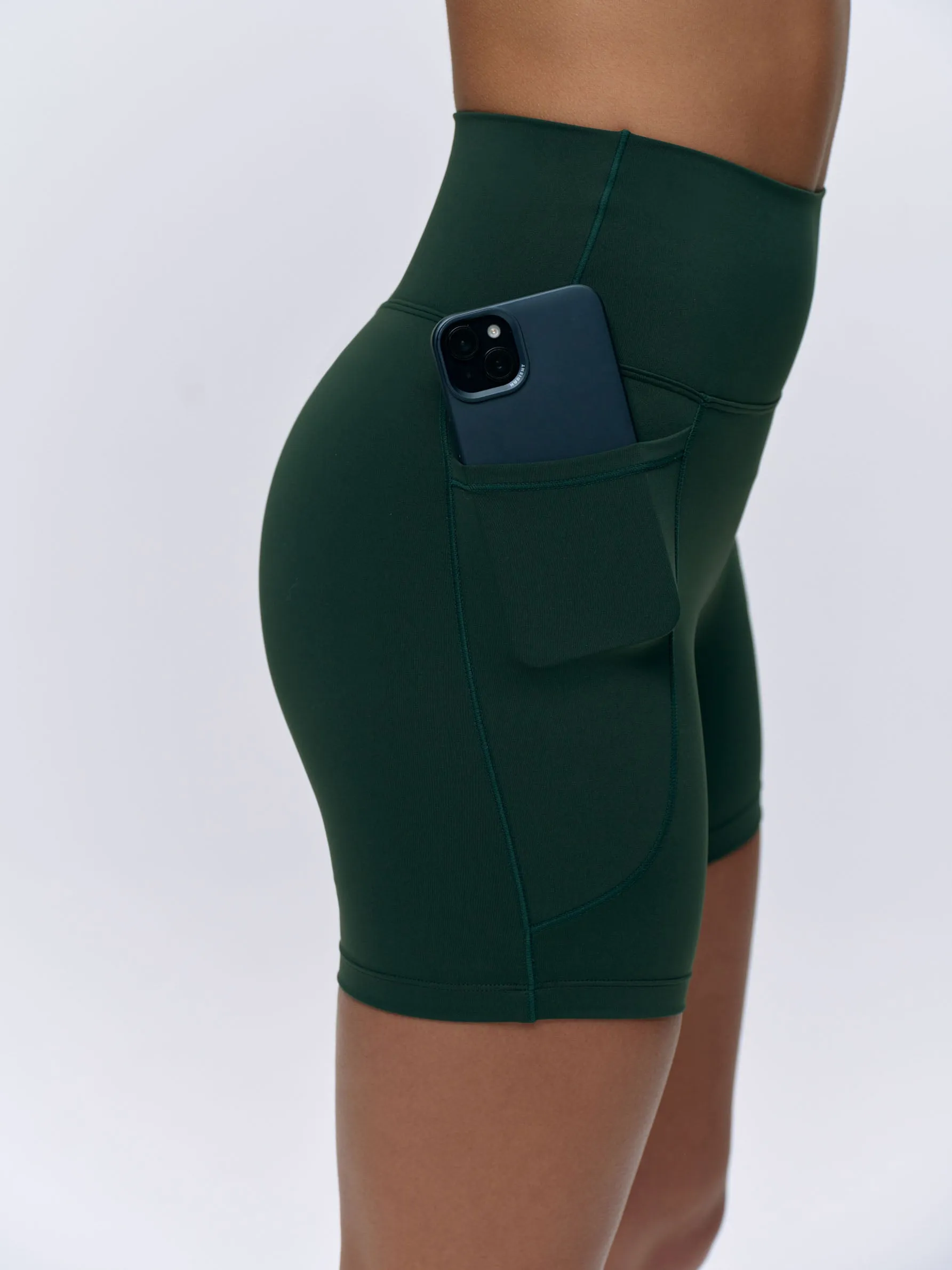 Ultimate Ultra Crop Pocket Shorts - Pine Green