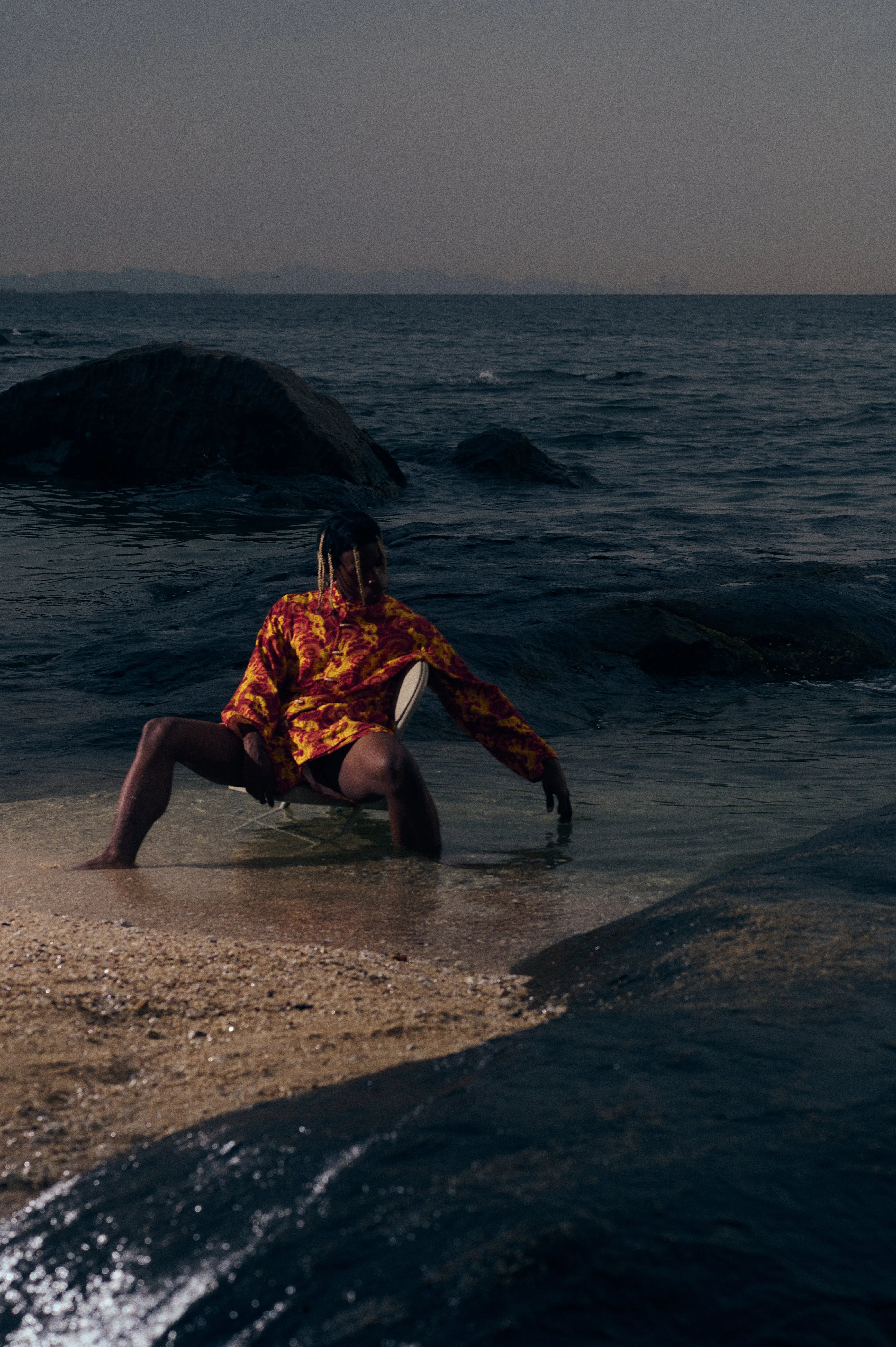 [UNISEX] GUY LE TATOOER X LOCO MOSQUITO "FIRE IS WATER" SHORTS