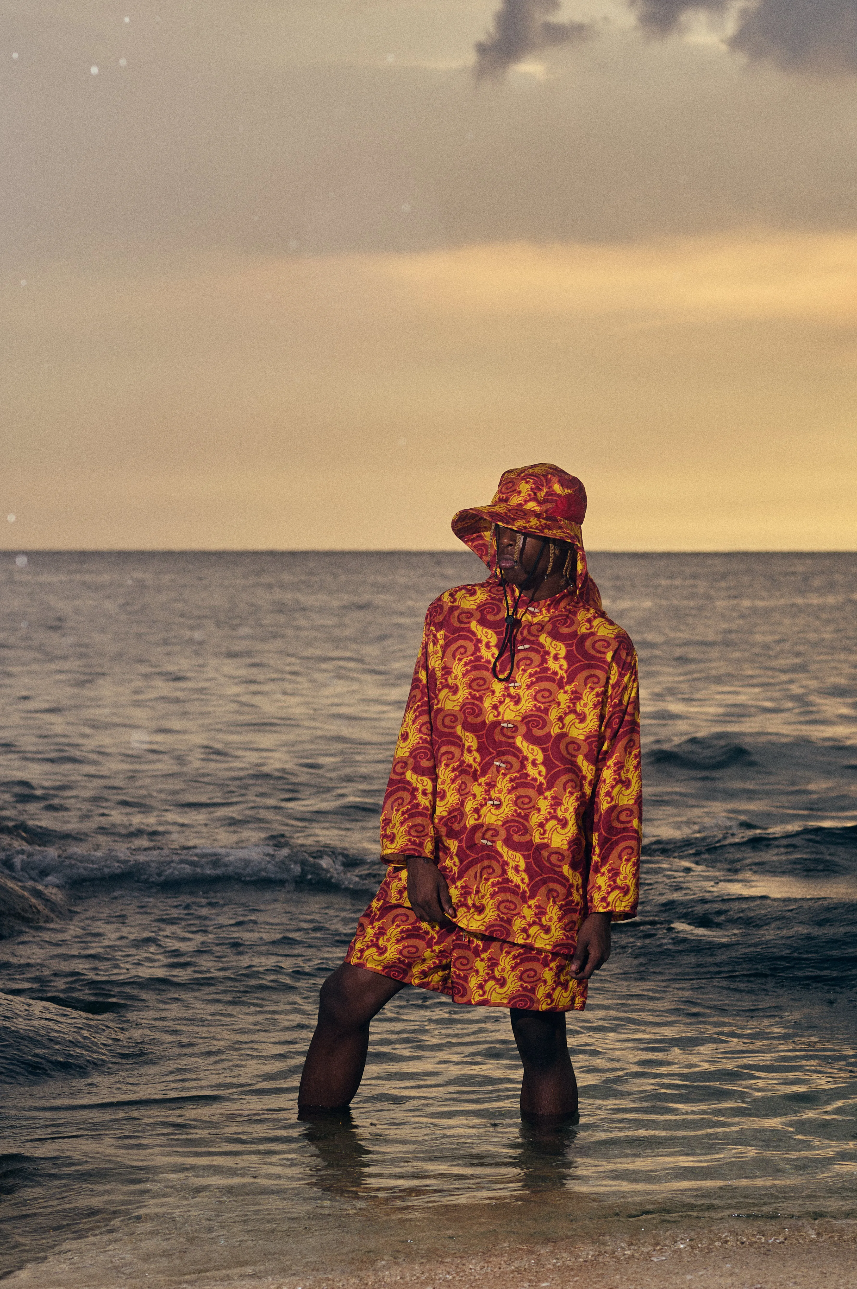 [UNISEX] GUY LE TATOOER X LOCO MOSQUITO "FIRE IS WATER" SHORTS