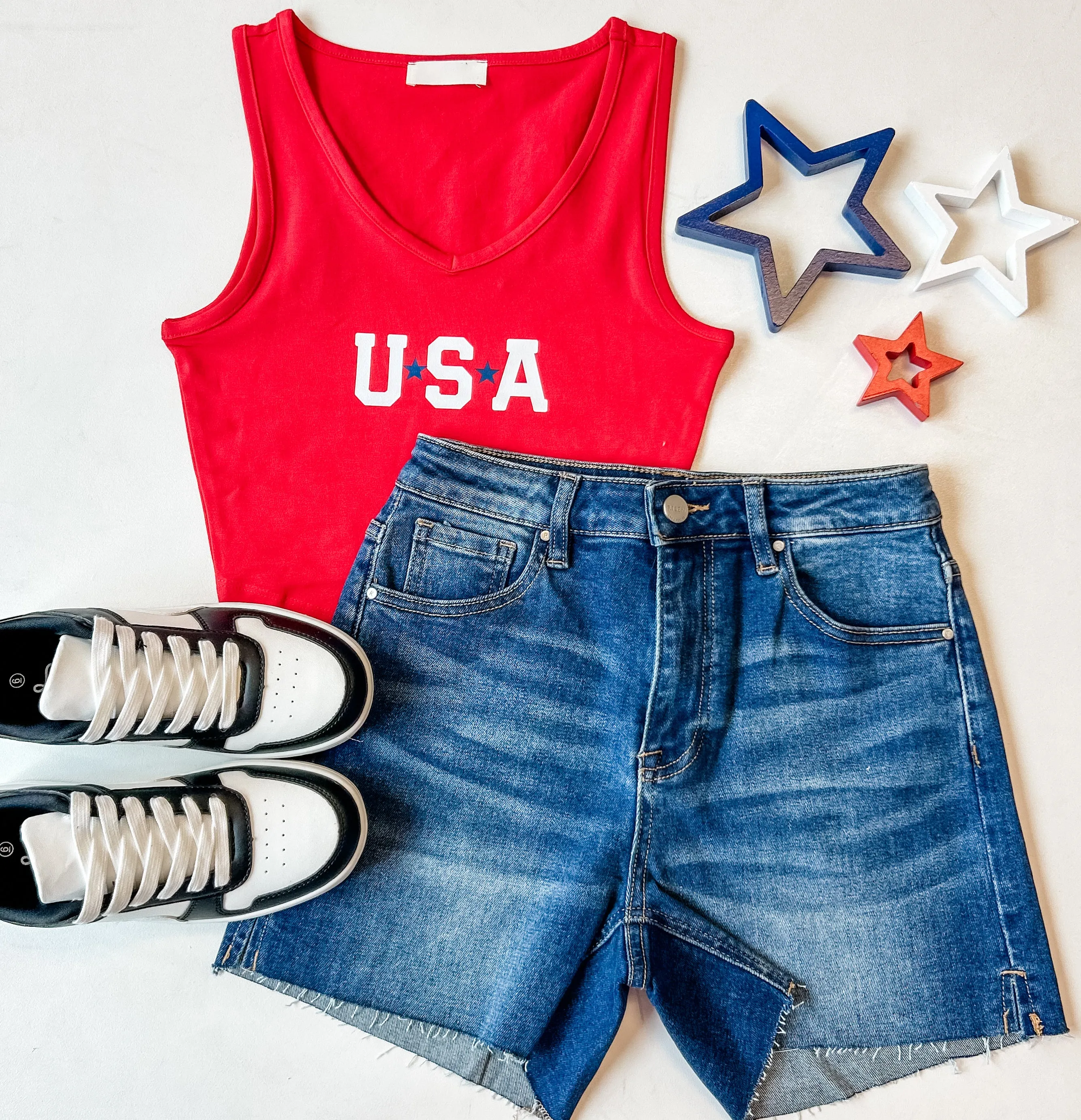 USA V-Neck Crop
