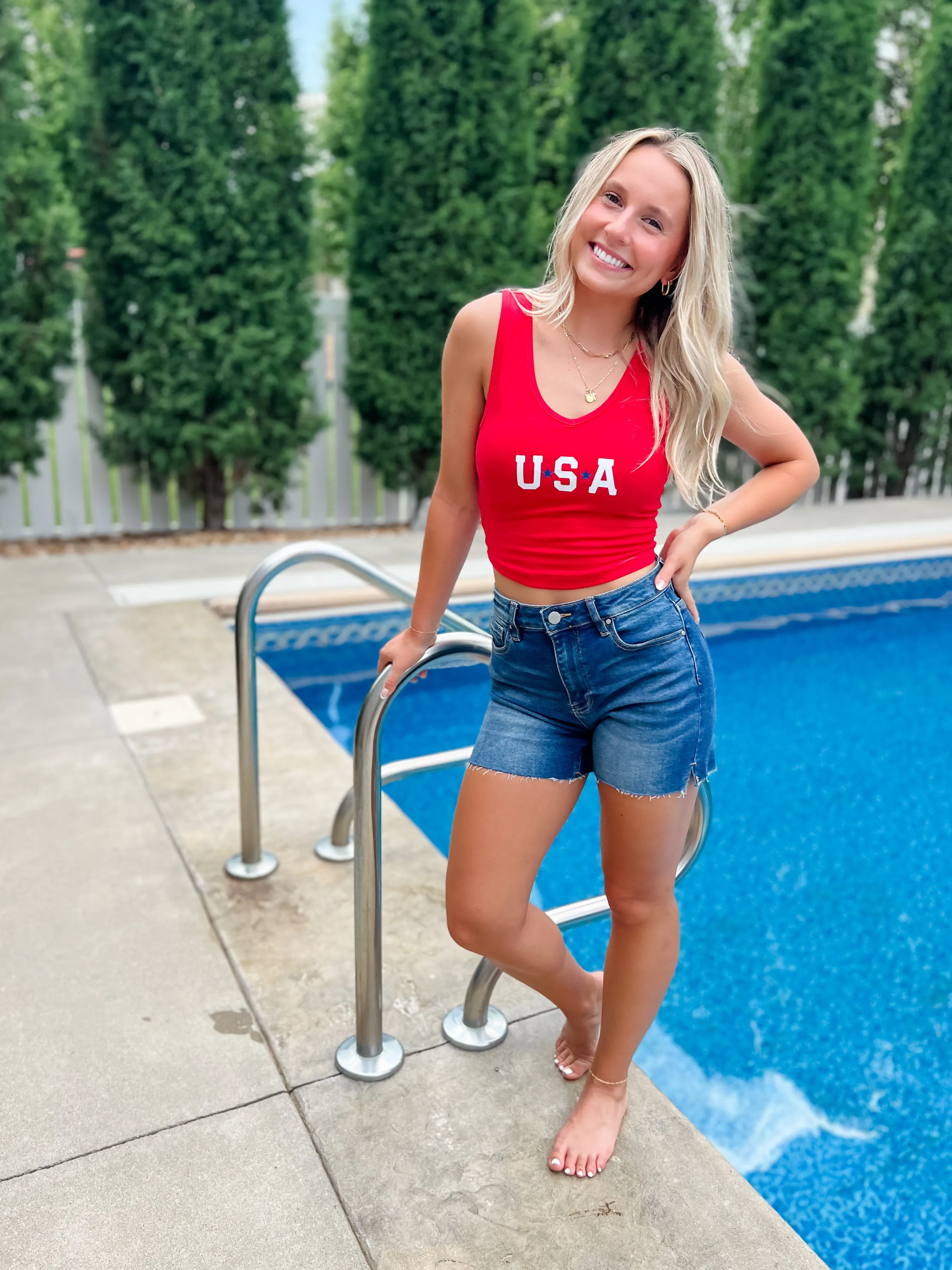USA V-Neck Crop