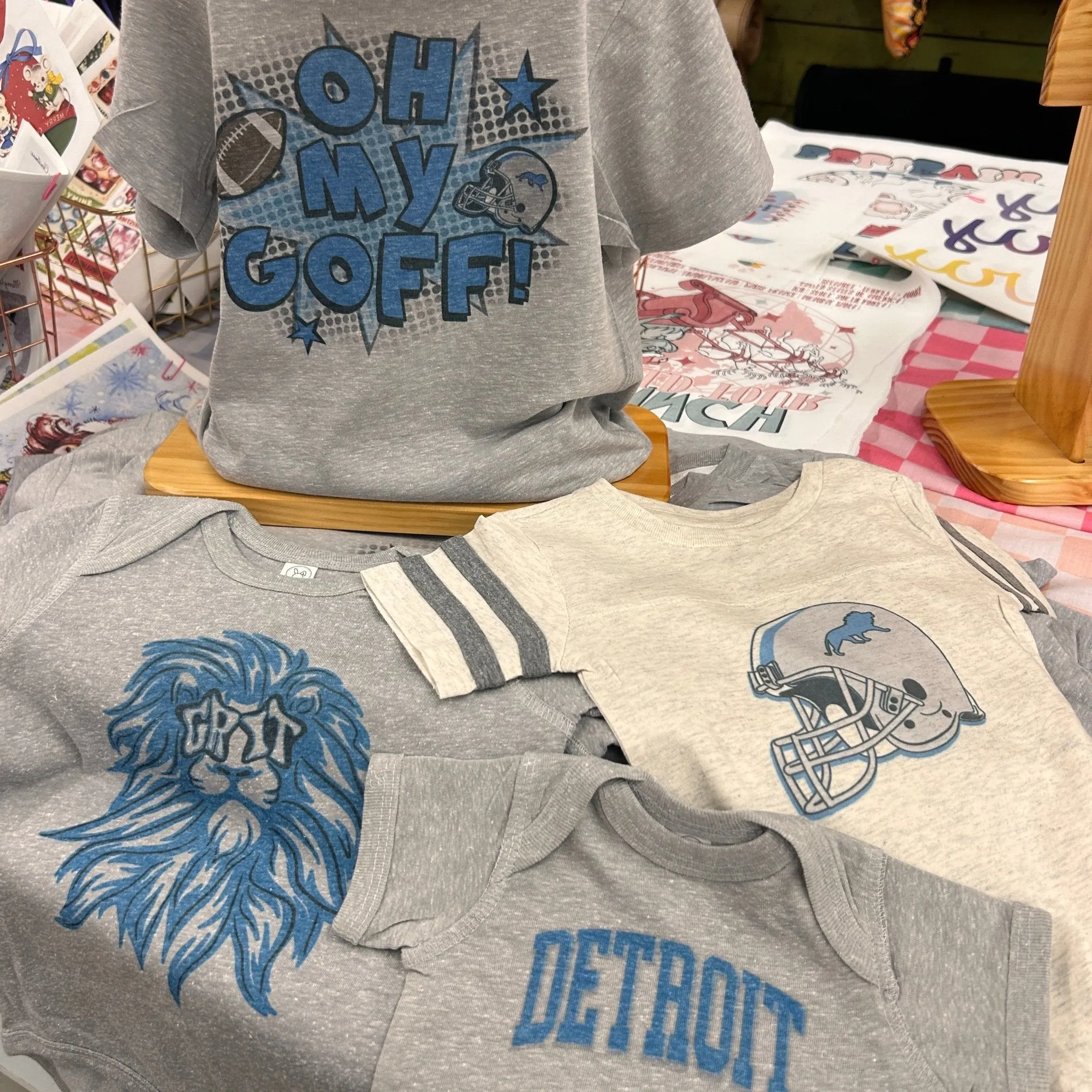 Walk-in DIY Sassy Shirt Bar 3p-6p Thursdays