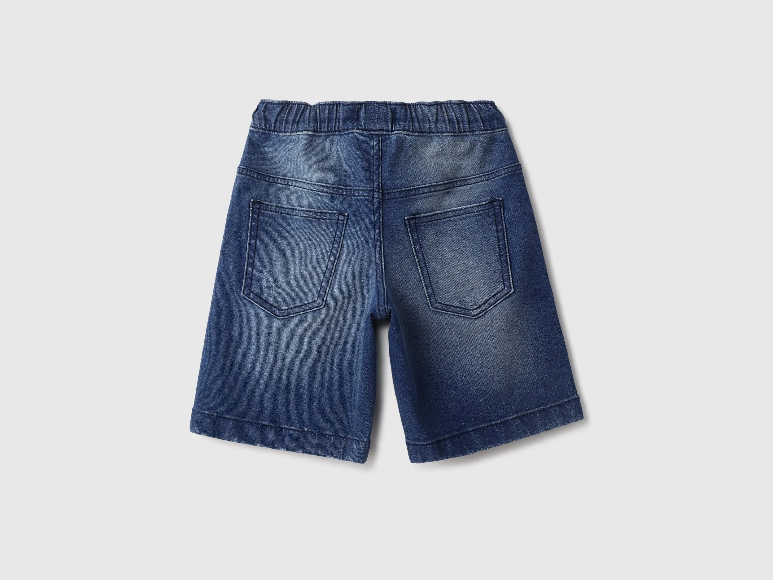 Washed Regular Shorts